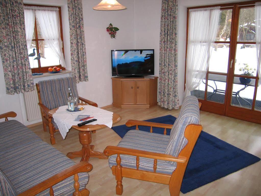 Ferienwohnungen Auhaus บาดไรเฮนฮัล ภายนอก รูปภาพ